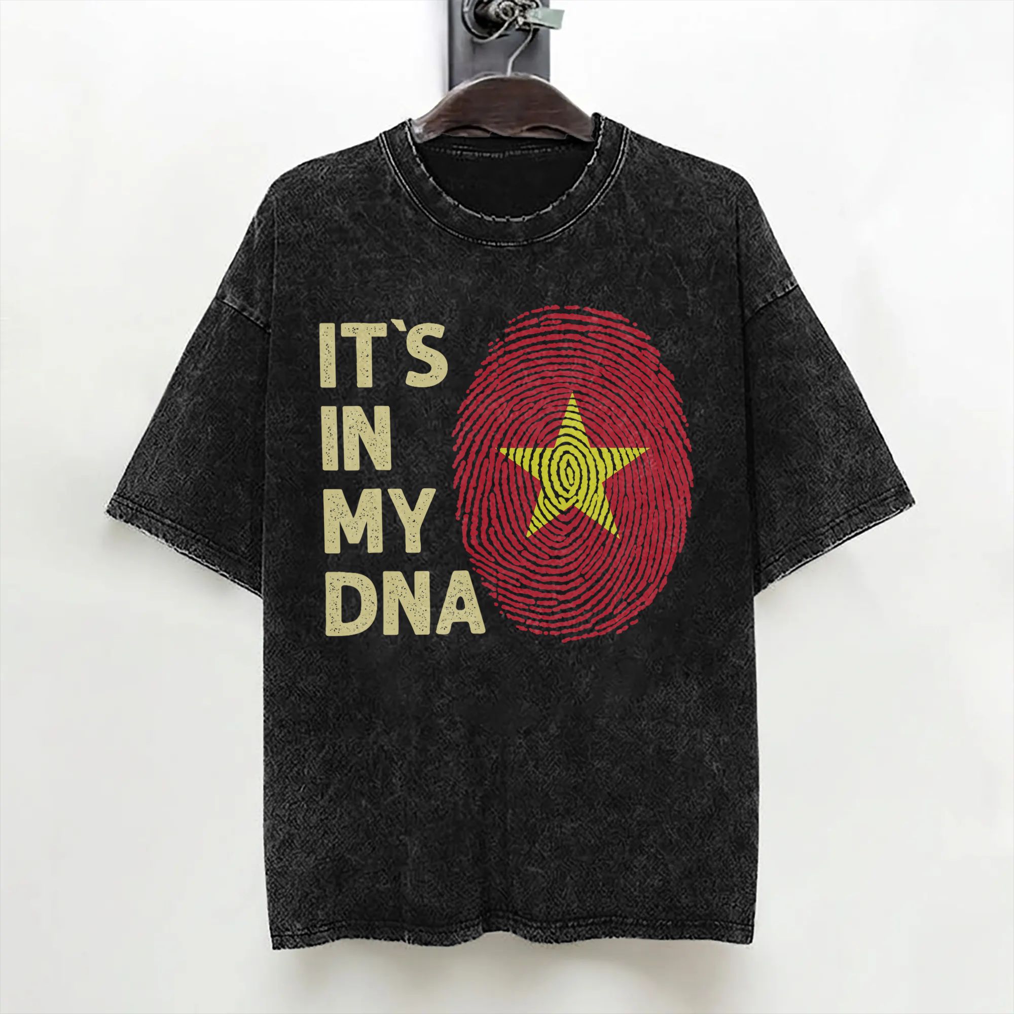 Vietnam in My DNA Vietnam Flag - Street Fashion Vietnam 评论和价格